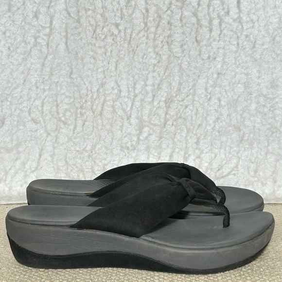 Clarks Cloudsteppers Womens Black Arla Glison SlipOn Thong Platform Sandals SZ 7 - Picture 1 of 11